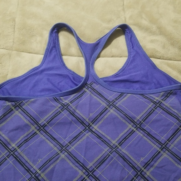 Nike purple sports top - Picture 5 of 7